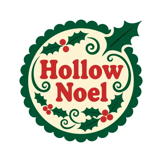 Green Scalloped Hollow Noel Holly Badge