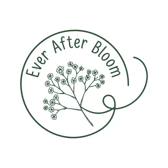 Ever After Bloom Arched Baby's Breath Badge
