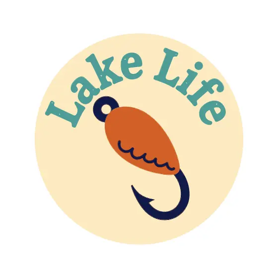 Lake Life Lure Badge Cream